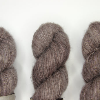 Mouse Tail - Baby Yak Lace