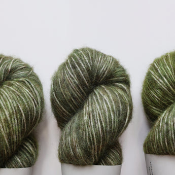 Oak Leaves - Alpaca Blow
