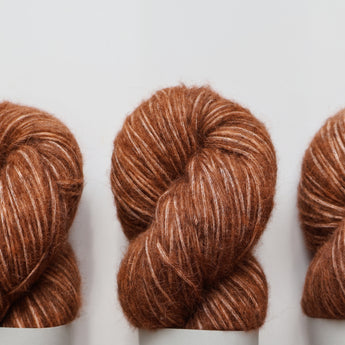 Caramel - Alpaca Blow