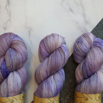 QUIRRELL - Silky Lace